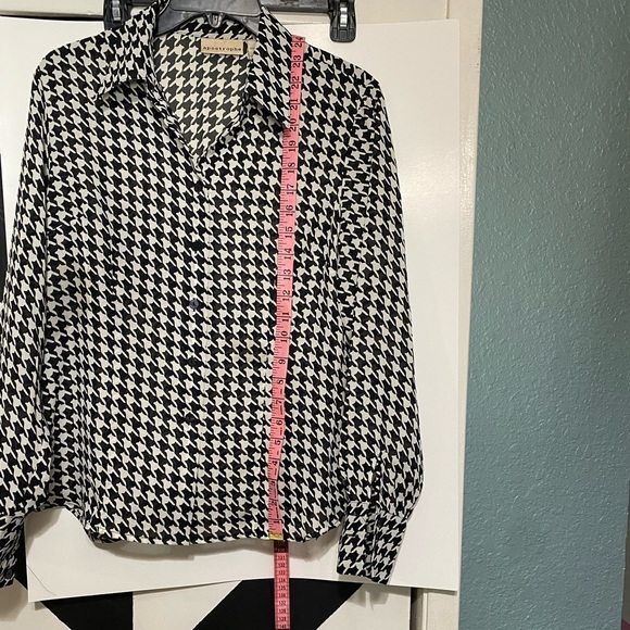 Apostrophe Women's Tops - Blouses Size 8 - Picture 1 of 9